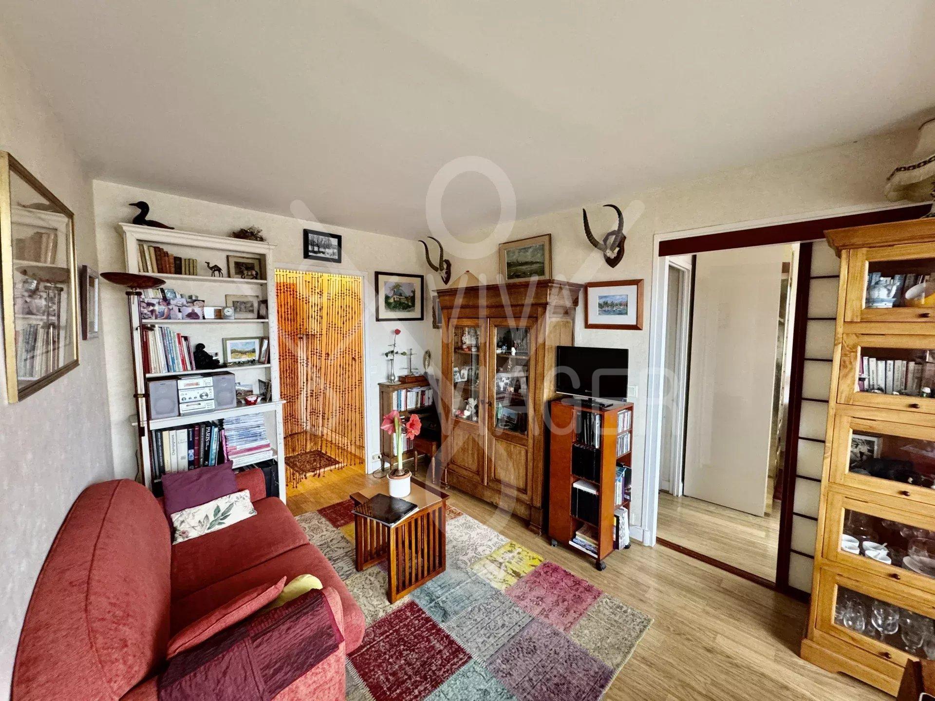149f0d27e5ba250bea46f2c49e111f34_56ca74904b_1920-original-39175 Appt 2P 37 m² – Viager Occupé – Courbevoie