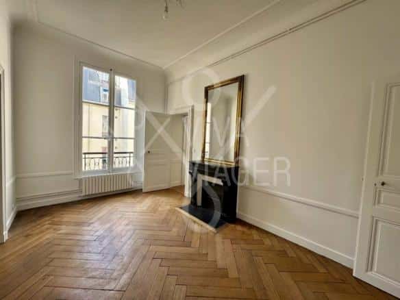 APPT 5P 179m² – Vente à terme Libre – Paris 8ème
