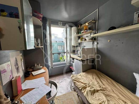 Chambre de Service Paris 9ème – Viager Libre