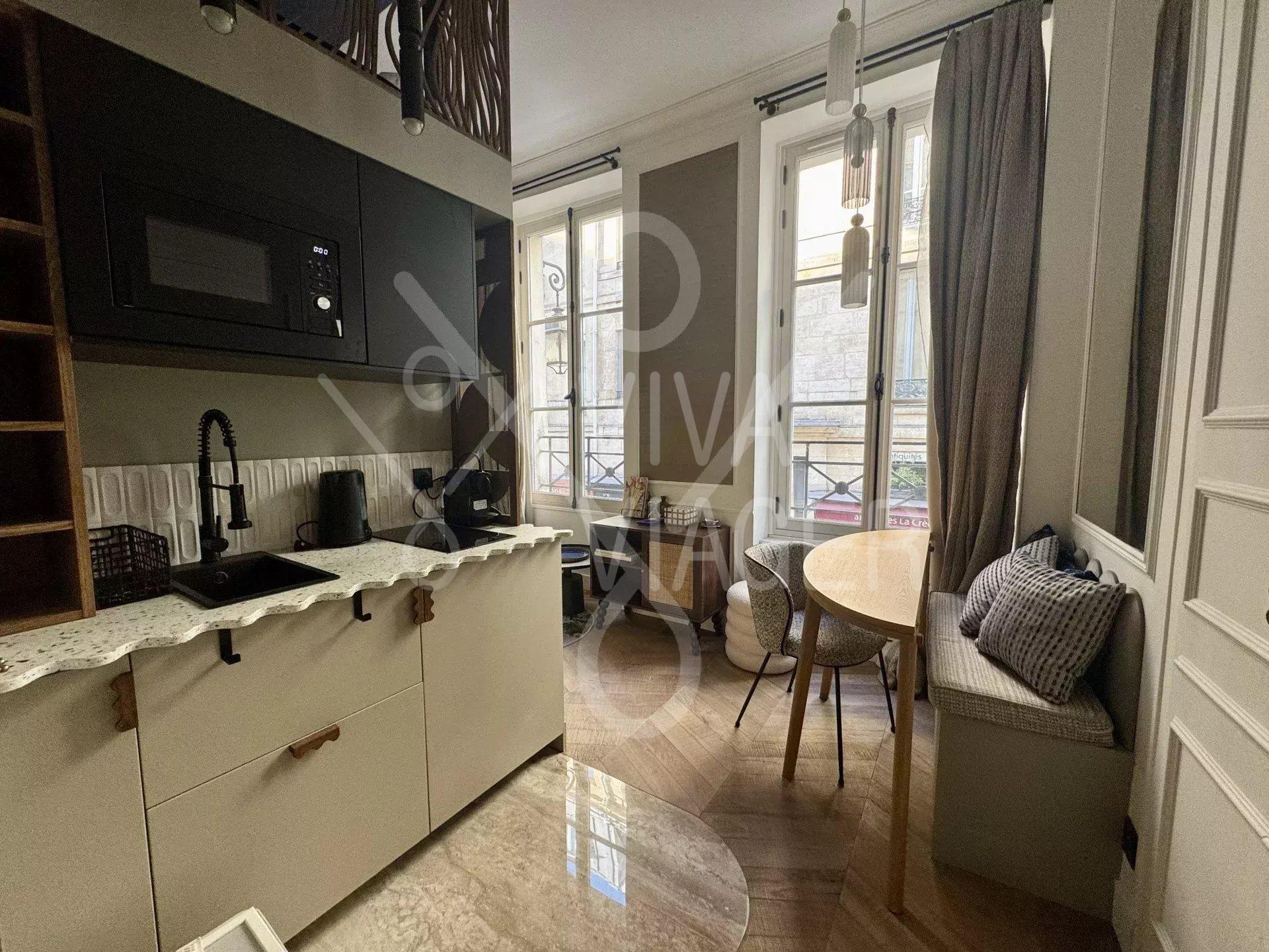 30112c35bb588bf468f8c6d2f8def4d0_e2448c268e_1920-original-39095 Studio 15,51m² – Nue-propriété – Paris 6ème