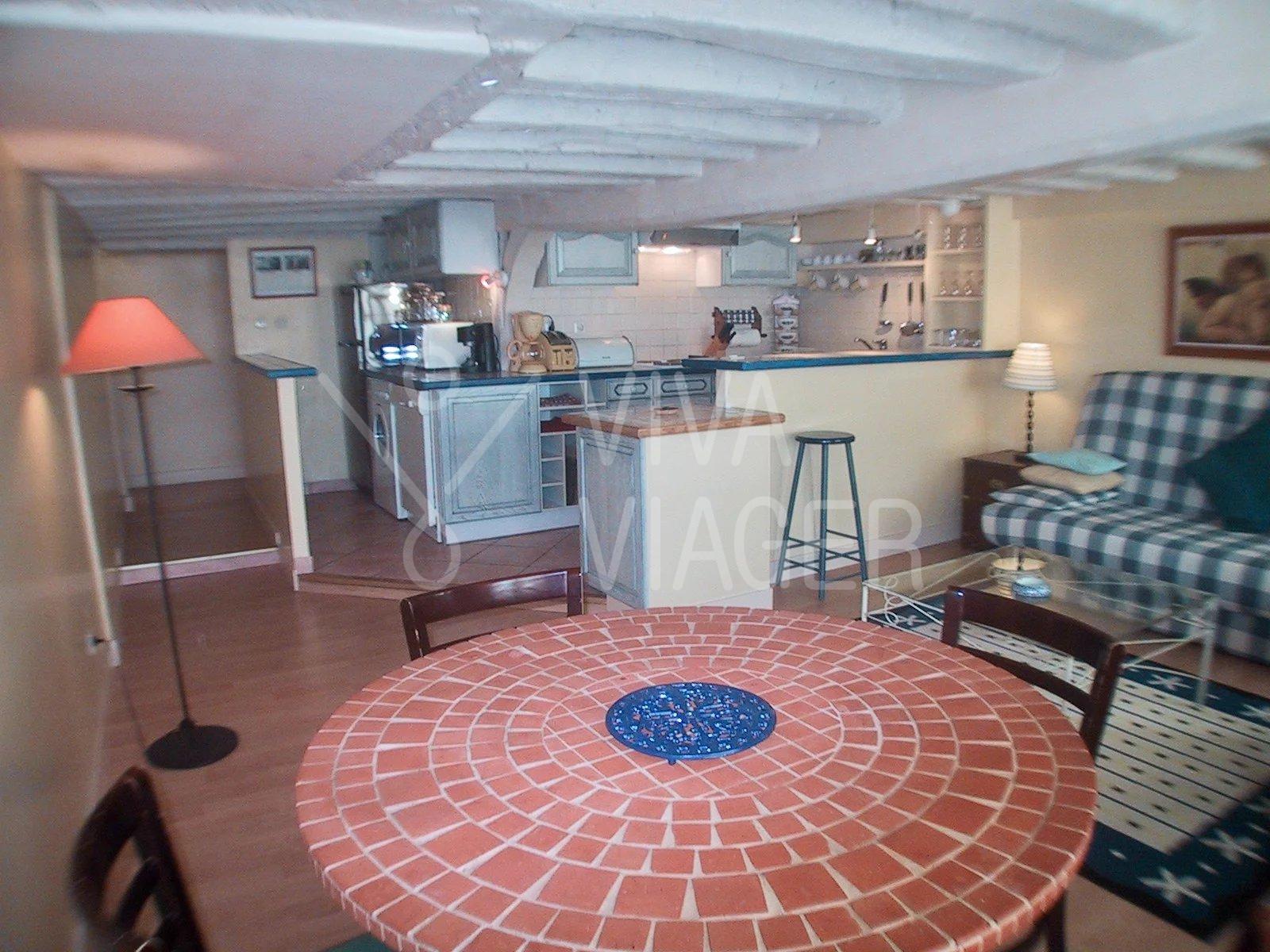 3cc6e549923d919bbb1bf426217b5c7c_64f509c2bd_1600-original-38537 Appt 2P 50m² – Viager libre – Paris 7ème