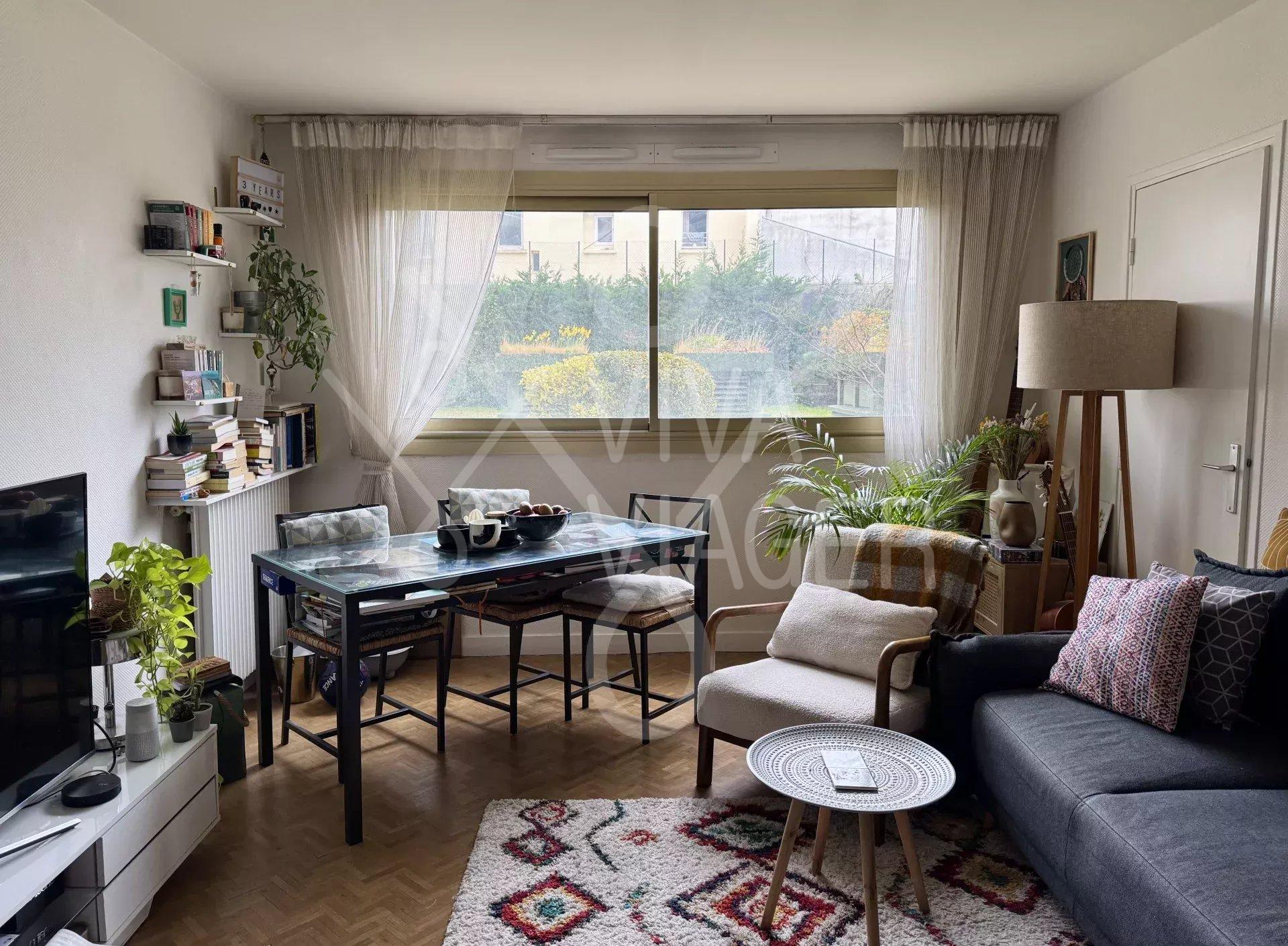 3ccbe2c96644f01718048de57c4f364d_a72b868814_1920-original-40218 Appt 2P 44m² – Vente à terme libre – Paris 11ème