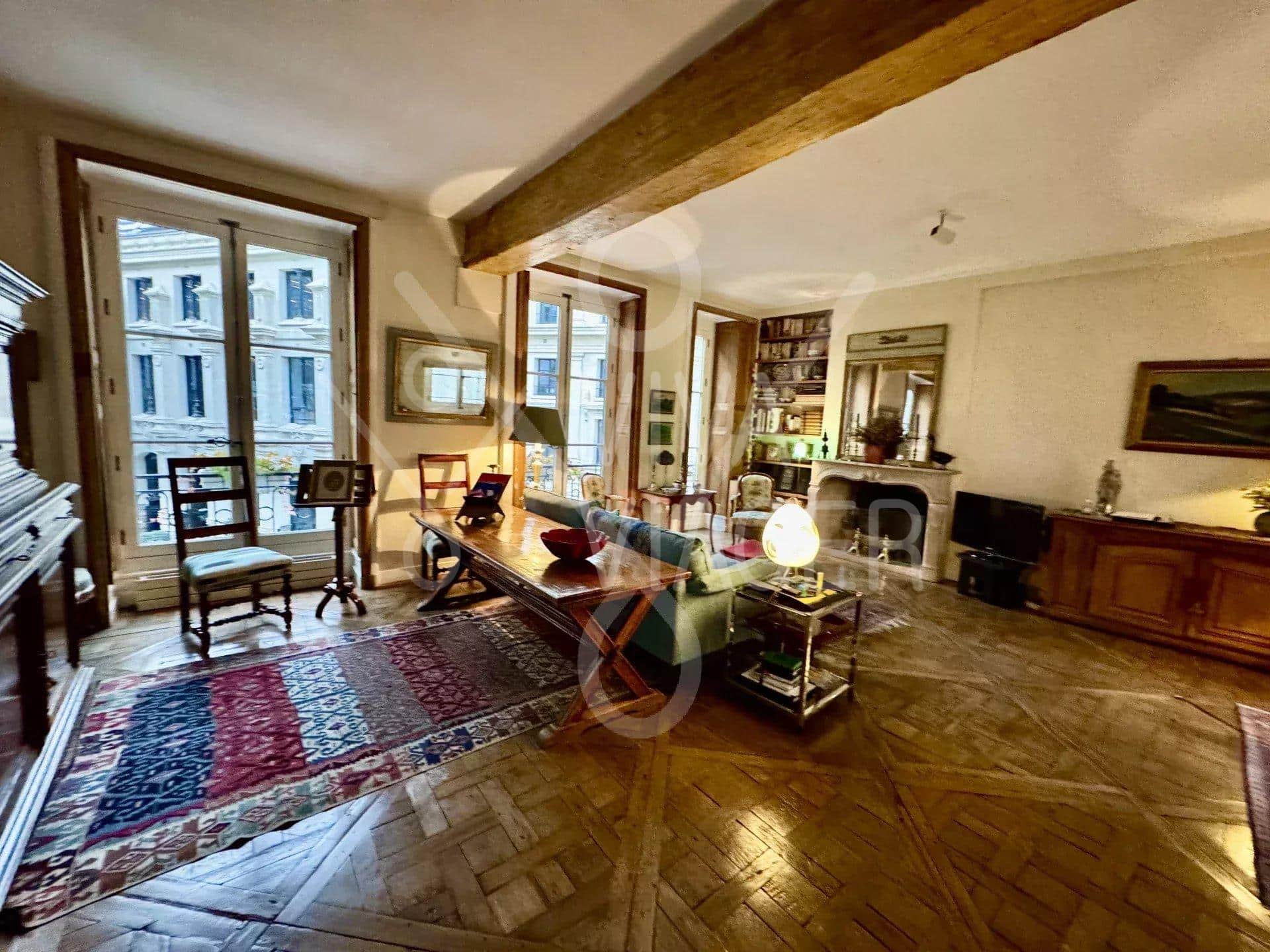 4798661a5bf4cd24551cc7af22efec0f_bb9e1ede32_1920-original-39612 Appt 3P de 93m² – Viager occupé – Paris 1er