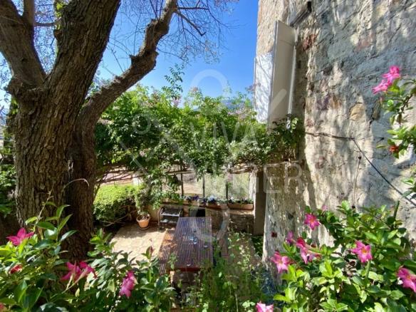 Appartement villa – 237 m2 – Vente à terme 10 ans – Hauteurs de Hyères – Var