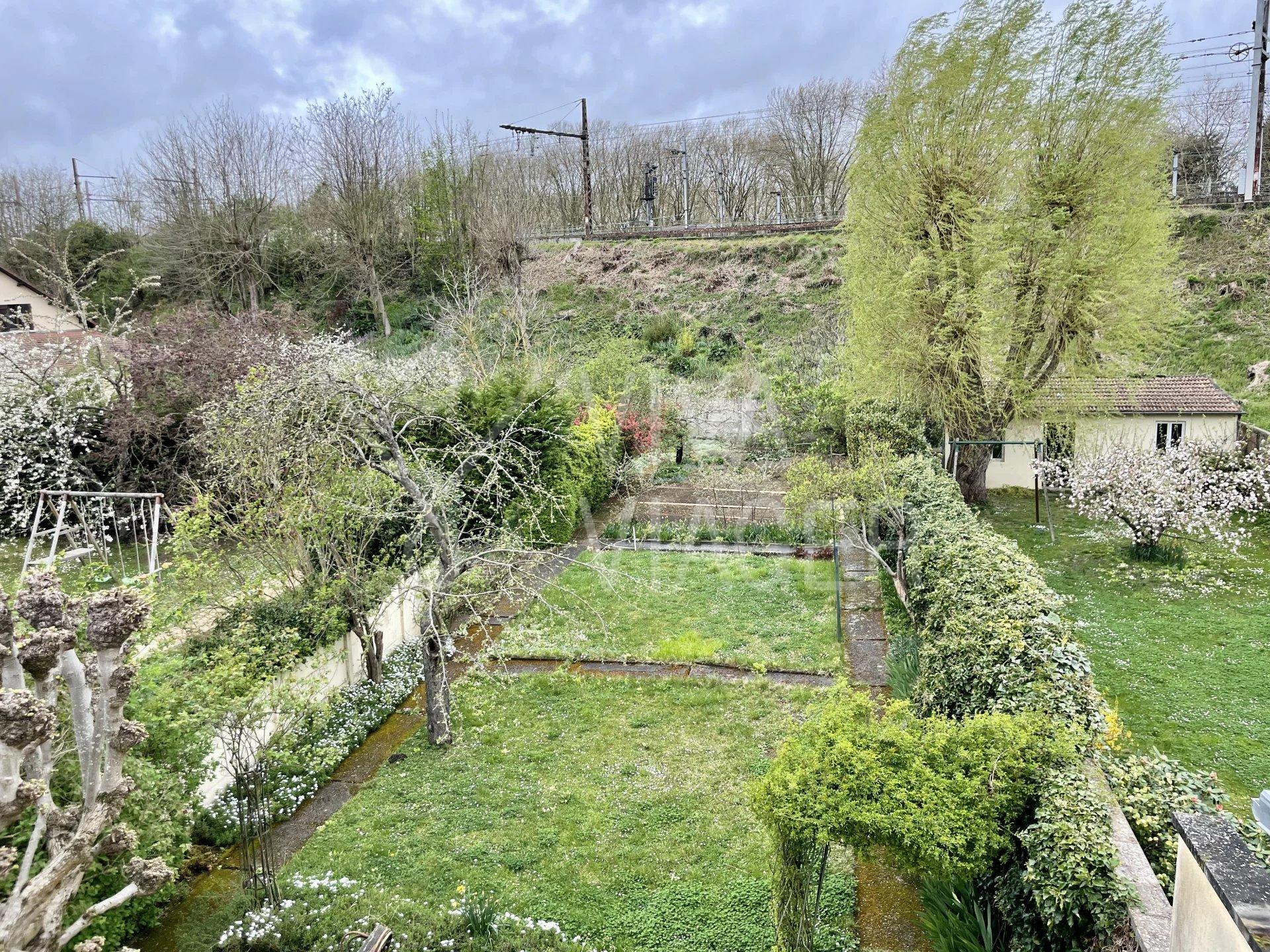 63133a0375afb1c4b097991a94881e32_4caa99058d_1920-original-38327 Maison 7P – Viager occupé sans rente – Versailles