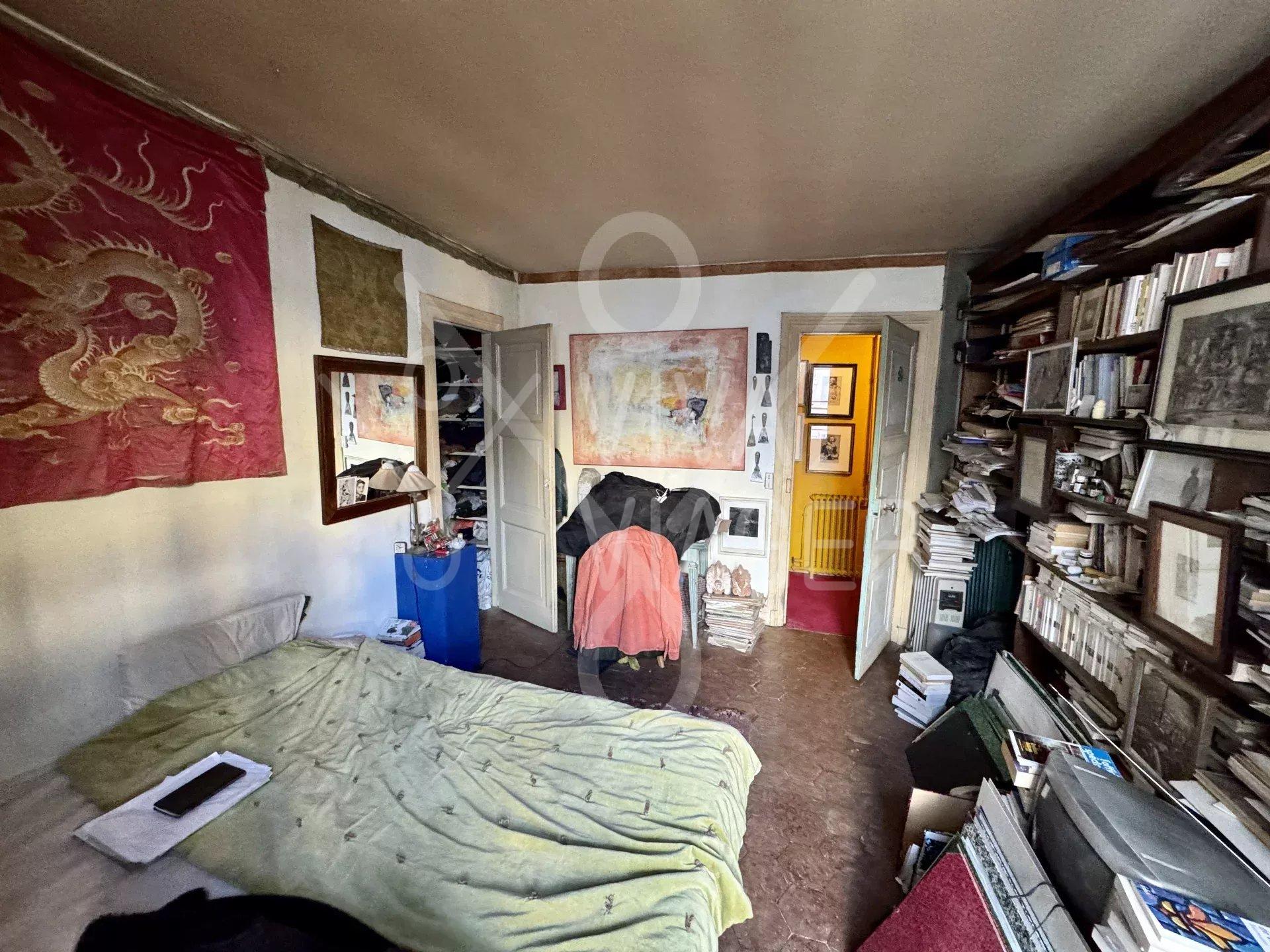 Appt 5P 101 m² – Viager Occupé – Rue du Bac  Paris 7ème