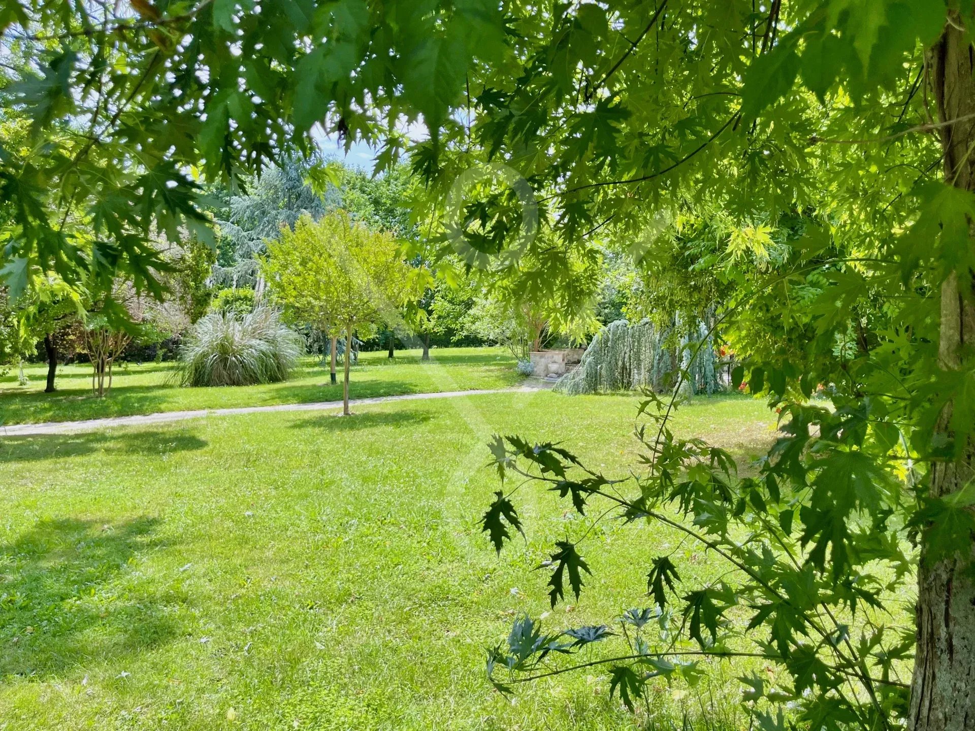 830846a7af658e542bc3ae8f9d7676d9_1d5410e029_1920-original-40008 Maison en pierre 200 m² – – Vente à terme libre – Fals (47) – Parc arboré de 8 000 m²