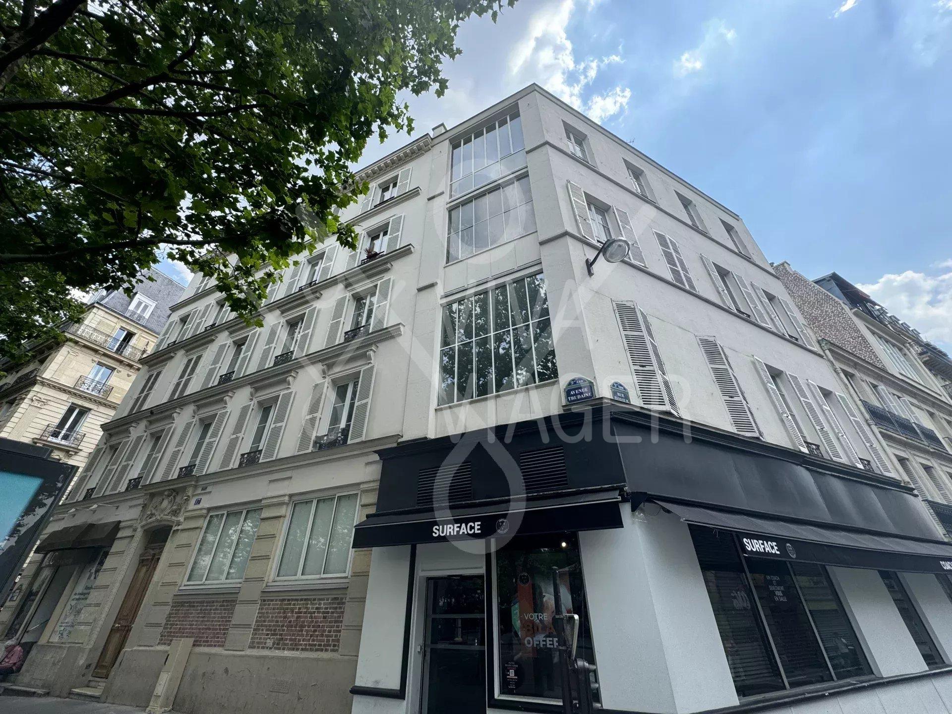 a65b1e5d2c2bf0cc21a7ae1d6f69fe6a_4f2779f3a6_1920-original-39292 Appt duplex 93m2 -Viager Occupé – Paris 9ème