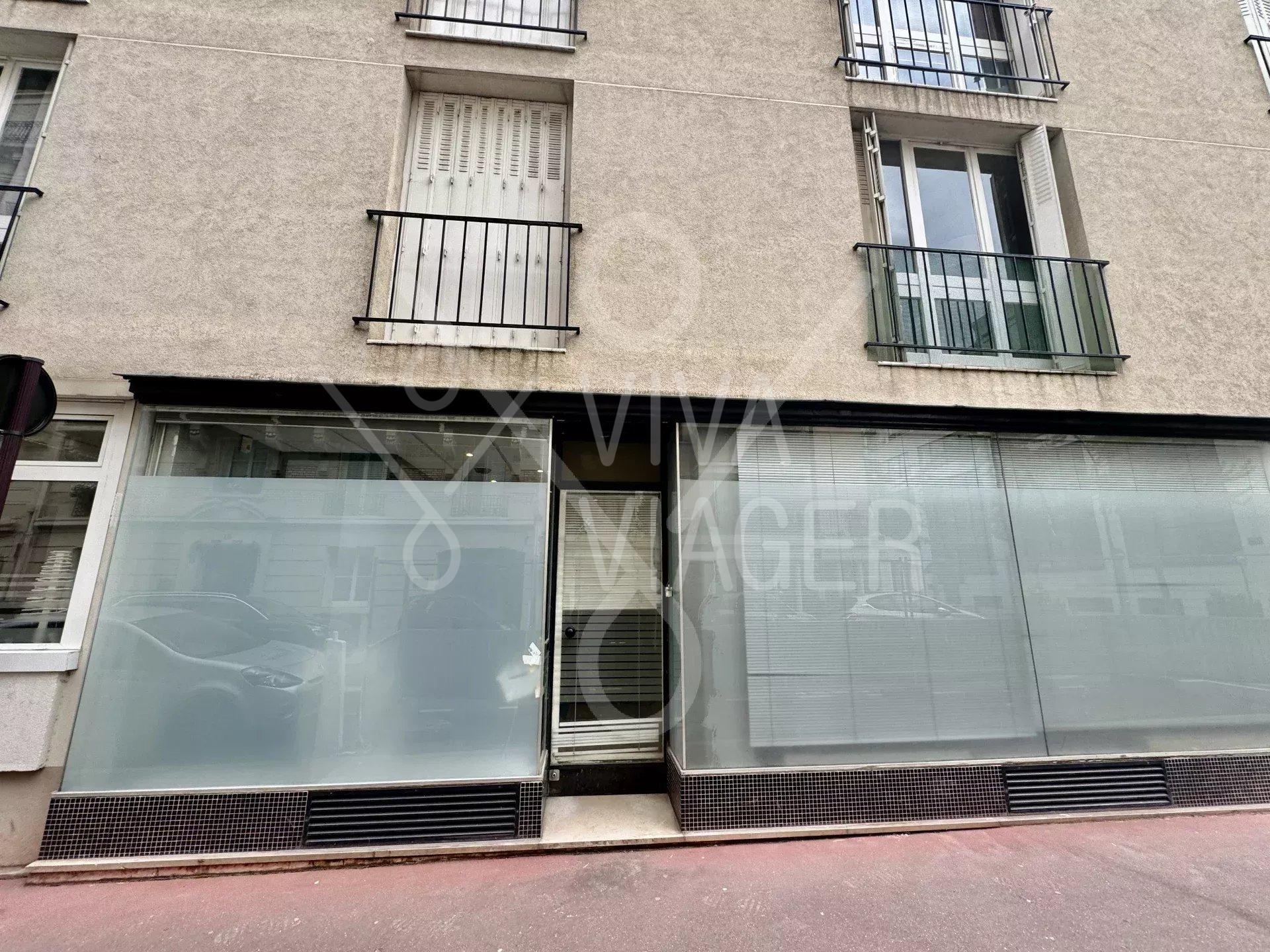Local commercial de 52 m2  –  Nue-Propriété – Levallois-Perret