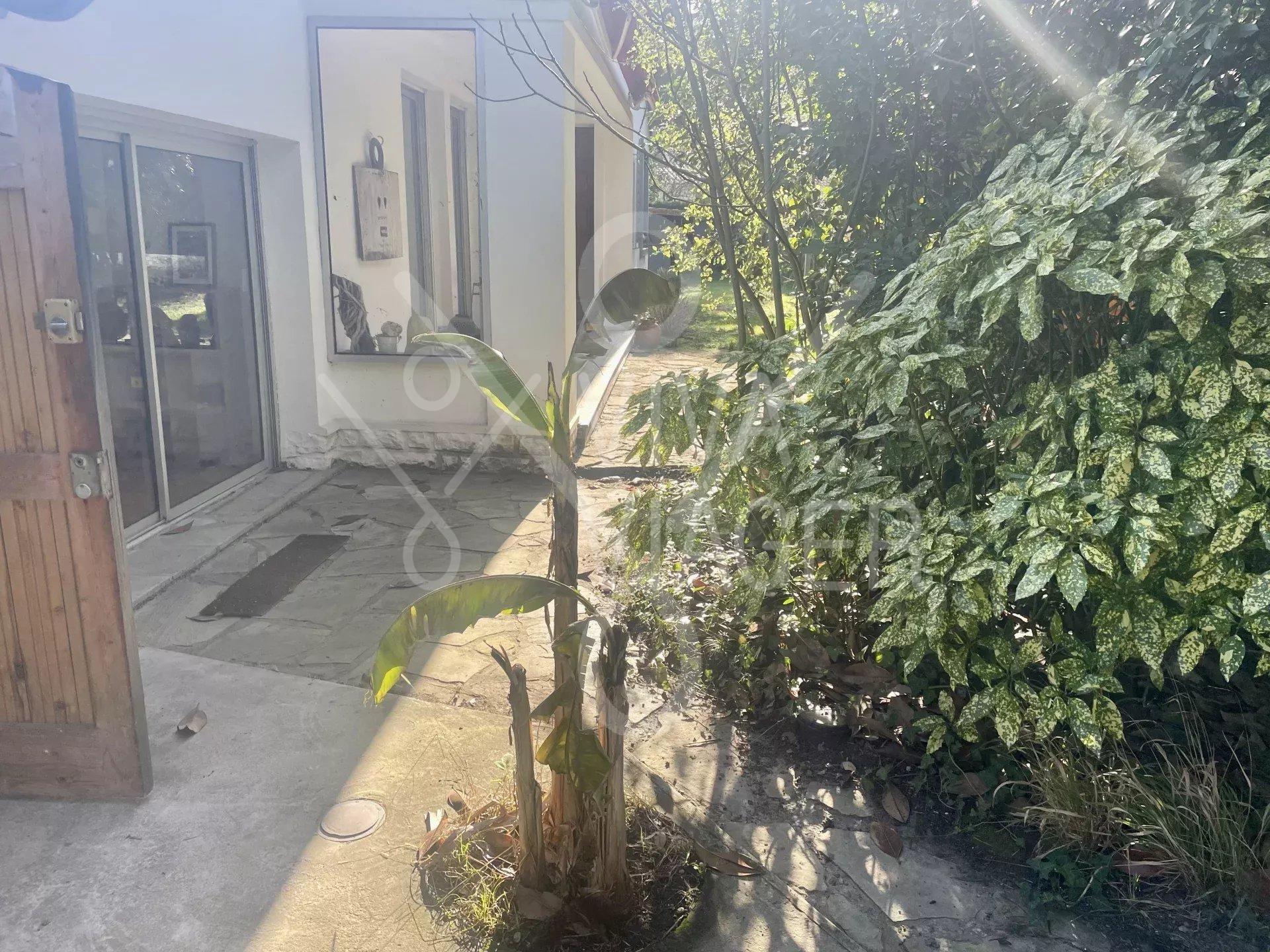deb7173f9fed3c24c4543283d0d5df1c_5930ccf2ee_1920-original-39825 Maison 6P – Nue-propriété – Anglet
